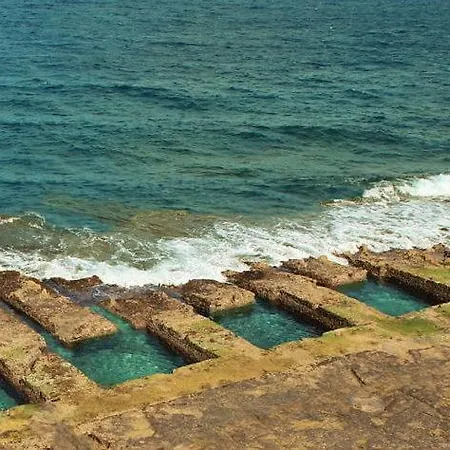Homestay Bedrooms With Ensuite Bathrooms Sliema