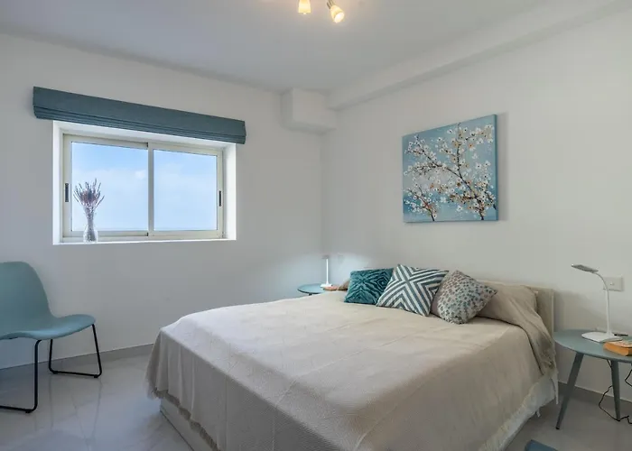 Bedrooms With Ensuite Bathrooms